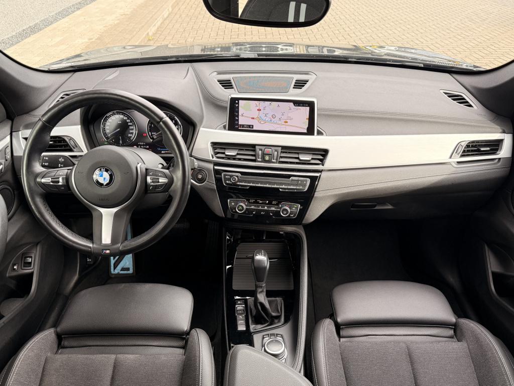 BMW X1 xdrive25e high executive m-sport | led | afn trekhaak | stoelverwarm