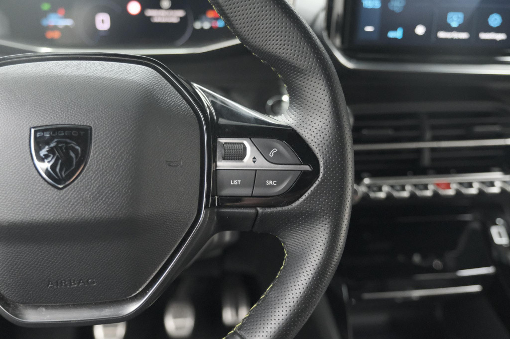 Peugeot 208 puretech 100 gt | camera | navigatie | apple carplay | parkeers