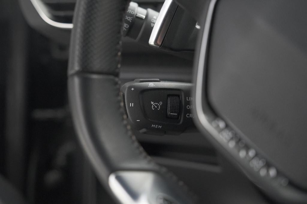 Peugeot 3008 puretech 130 eat8 gt | camera | dodehoekdetectie | elektrische