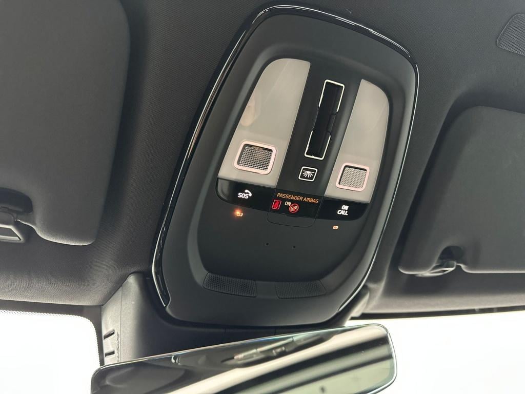 Volvo XC60 t6 398pk recharge r-design| pano| trekhaak| adap.cruise| leder| 