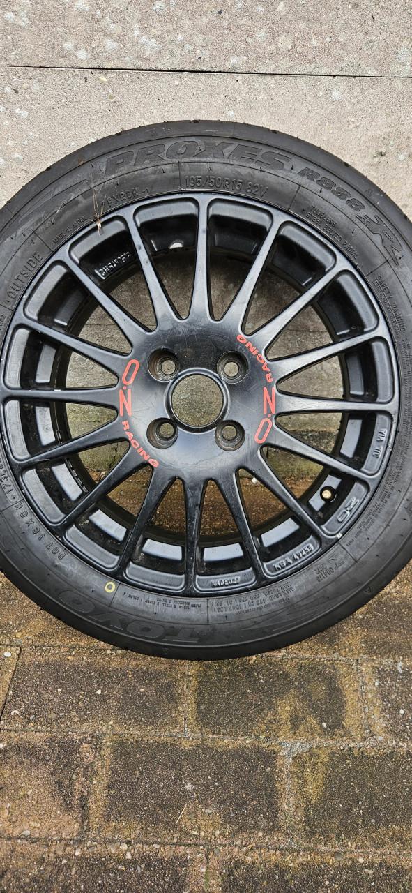 Toyo R888R banden op O.Z Racing velgen