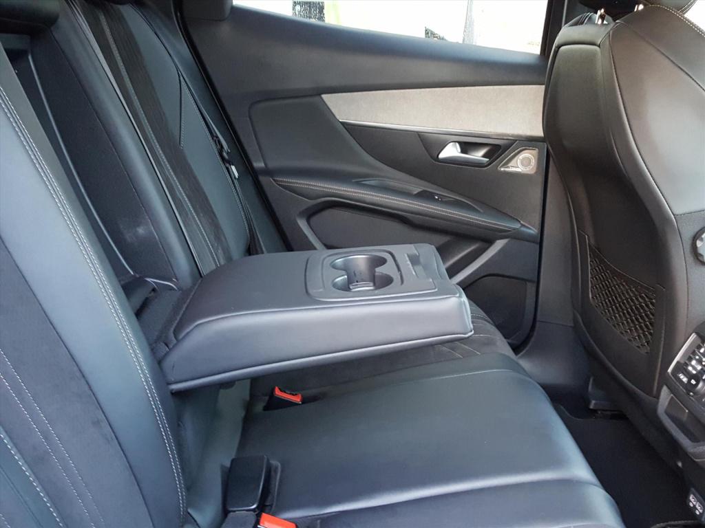 Peugeot 3008 1.2 130pk automaat gt black pack trekhaak | apple carplay & an