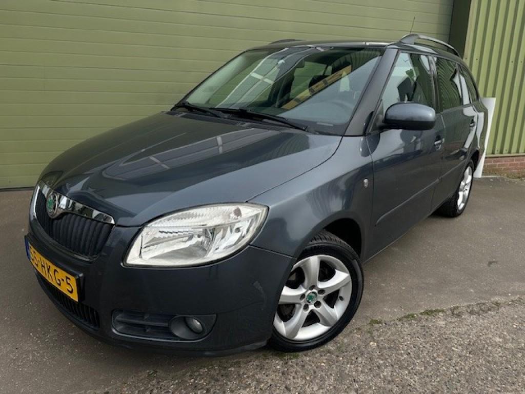 Skoda Fabia combi 1.4 - 16v ambiente