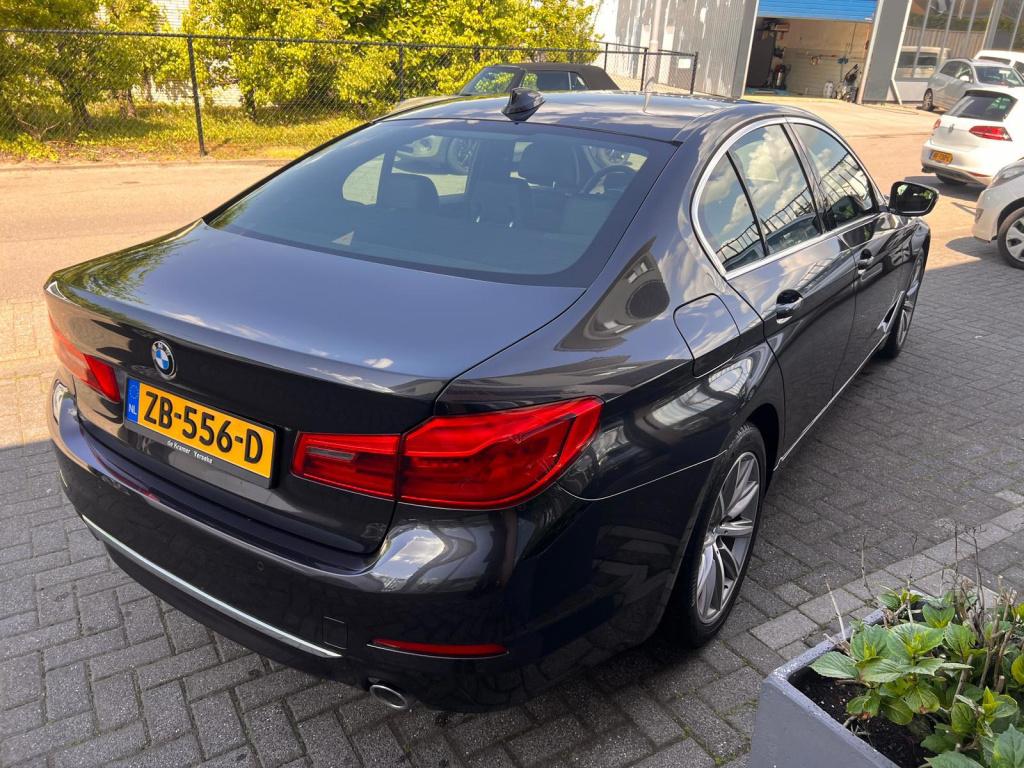 BMW 5 Serie 520i high executive