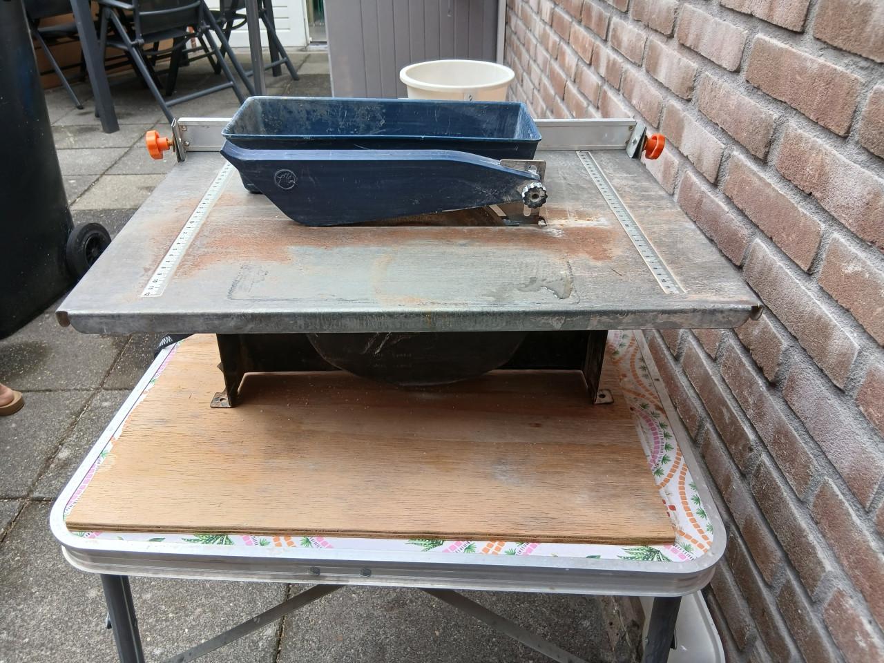 Tegelsnijder tafelmodel merk Ferm