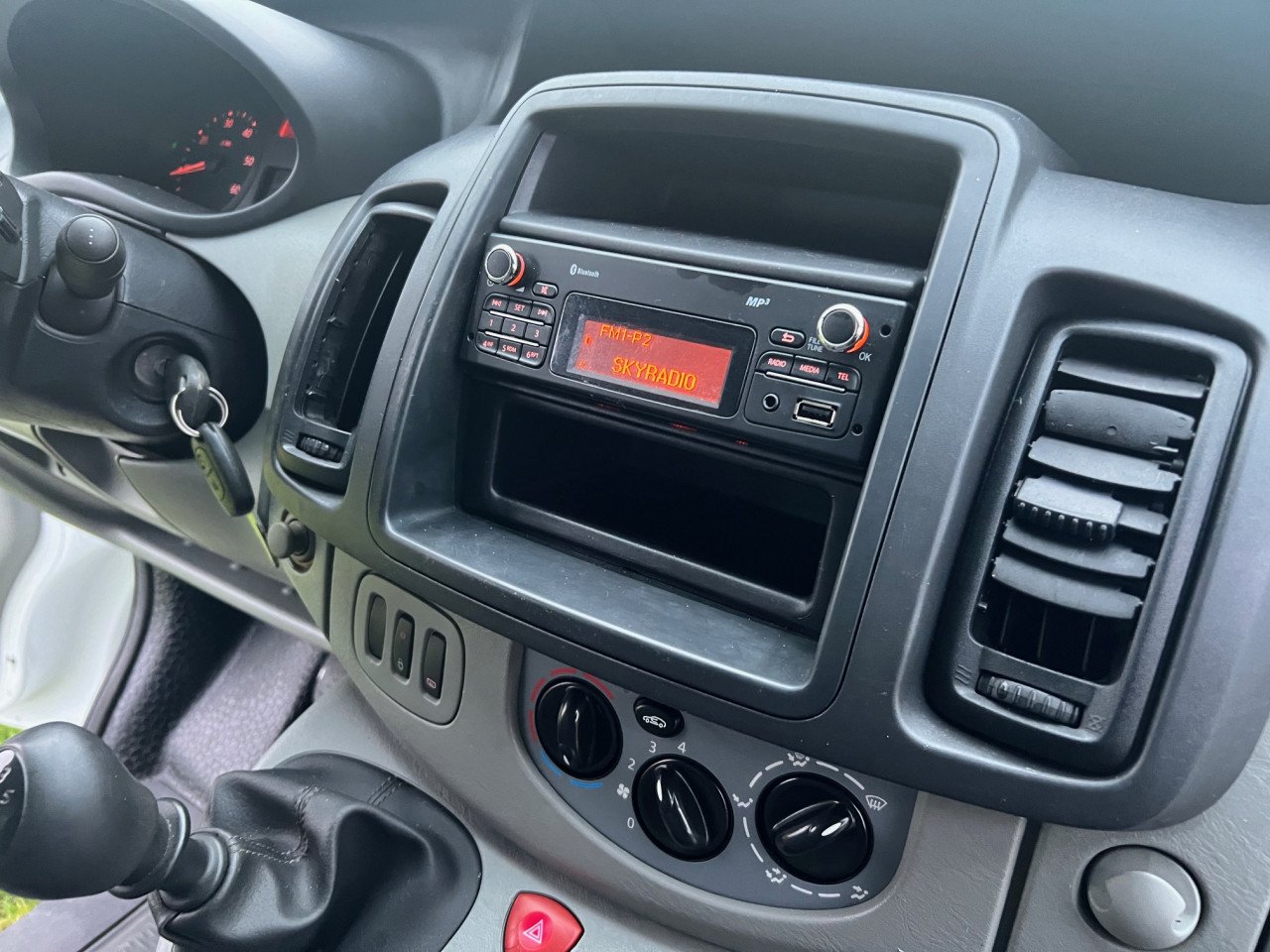 Schitterende Renault Trafic uit 2014 met slechts 94.140 km