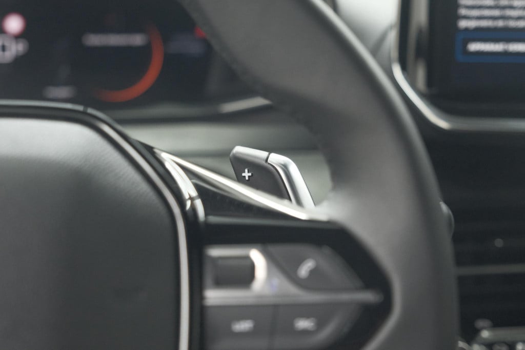 Peugeot 2008 hybrid 136 e-dcs6 allure | 360 camera | adaptieve cruise contr