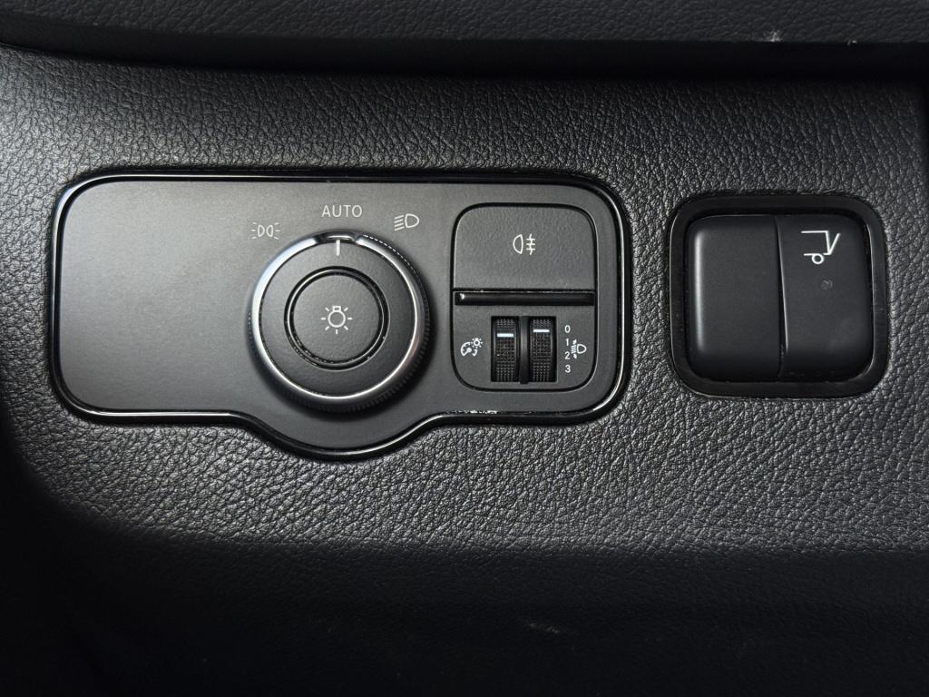 Mercedes-Benz Sprinter 315 1.9 cdi bakwagen met laadklep | zijdeur | navi |