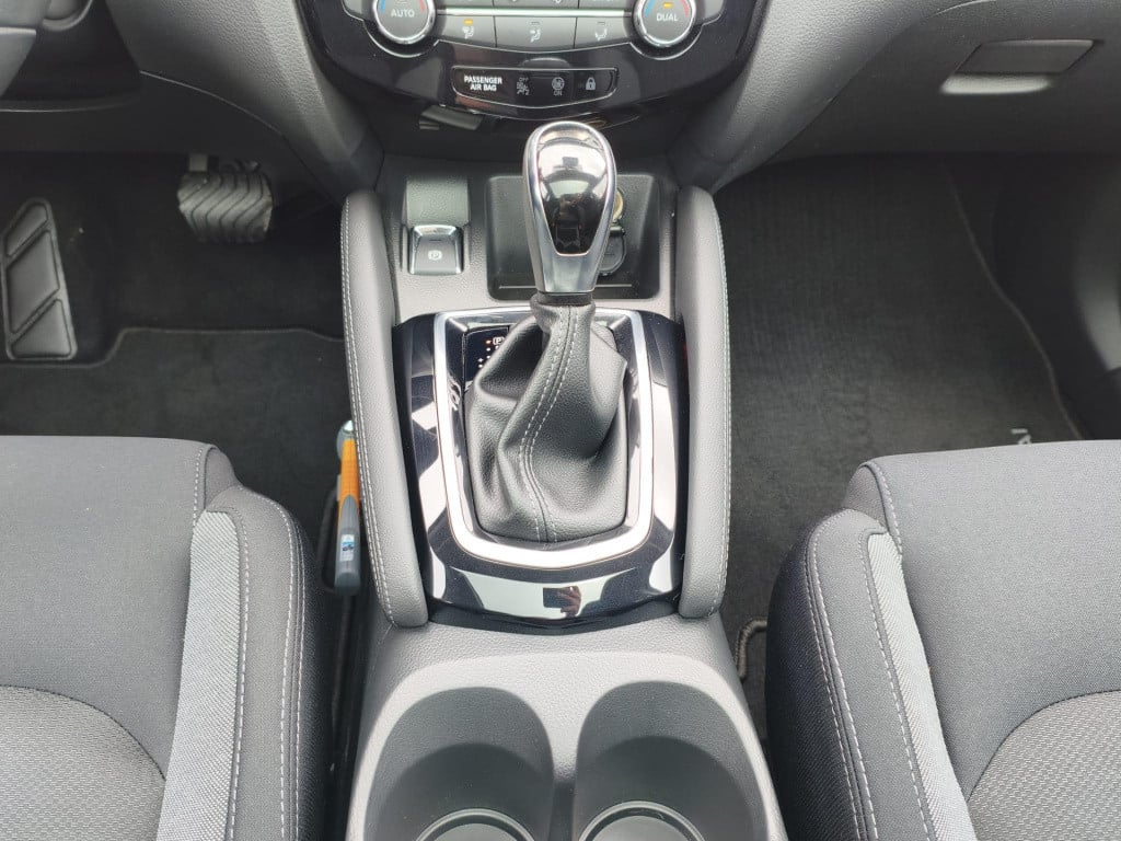 Nissan Qashqai 1.2 n-connecta