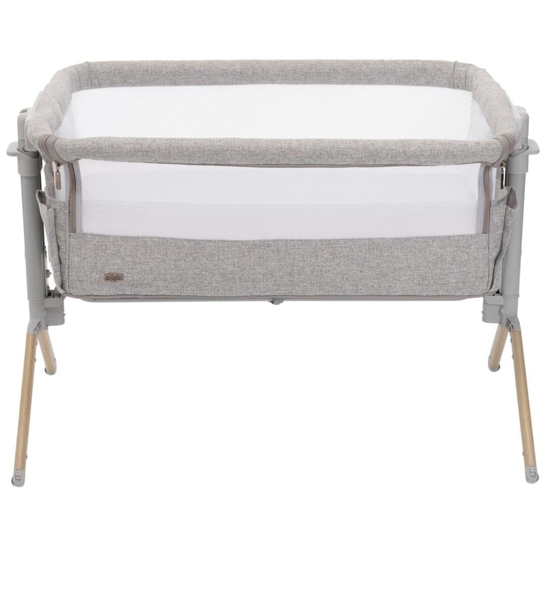 Co sleeper baby
