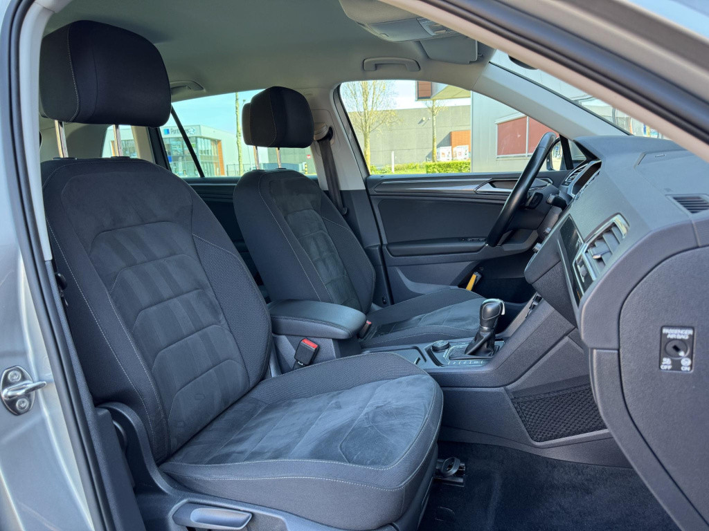 Volkswagen Tiguan 2.0 tsi 4motion highline | trekhaak uitklapbaar | stoelve