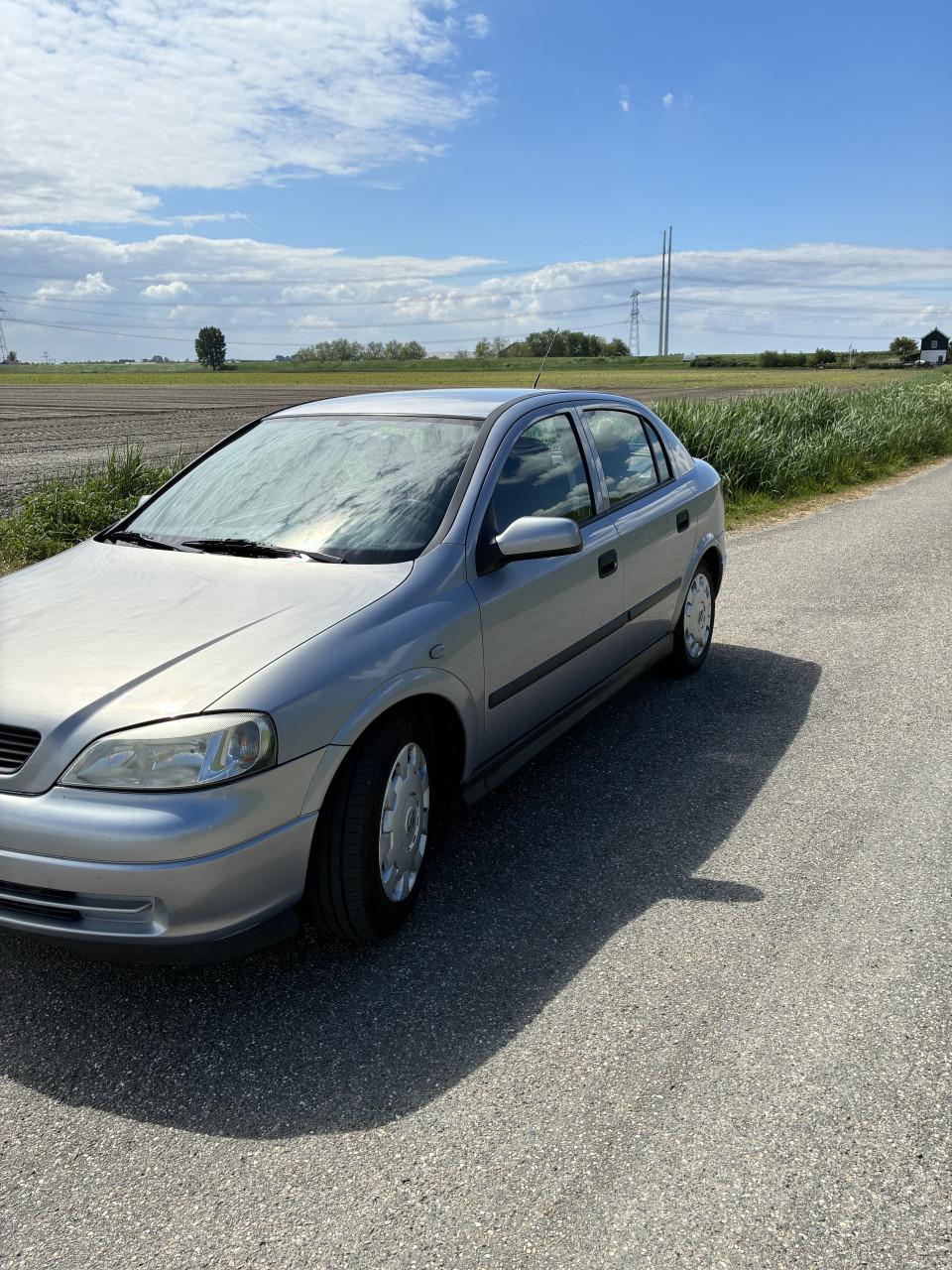 Opel Astra 2002
