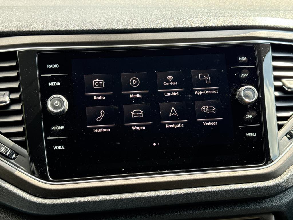 Volkswagen T-roc 1.0 tsi style | adapt. cruisec. | navi | carplay | pdc