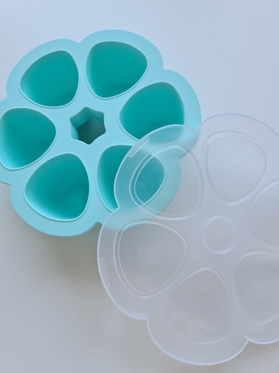 Béaba Multi-Portions siliconen invriesvorm is perfect voor babyvoeding