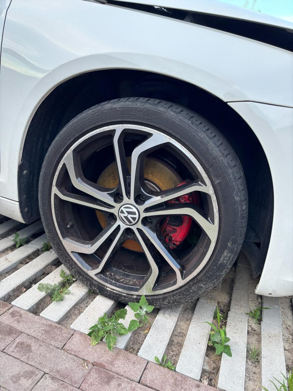 Volkswagen-Scirocco uit 2009 (Schade autol