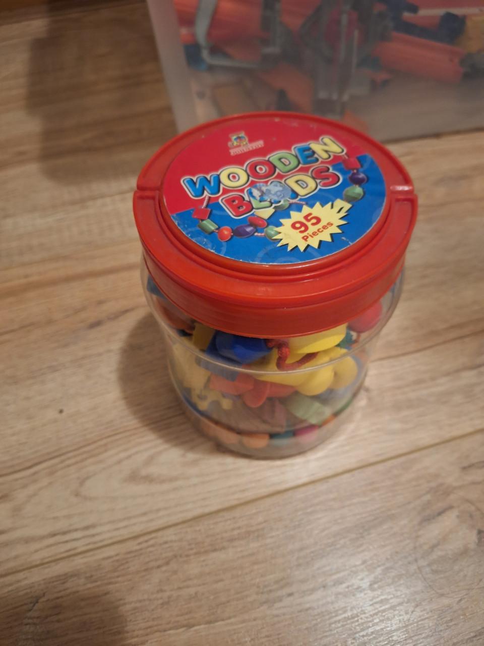 Emmertje houten kralen