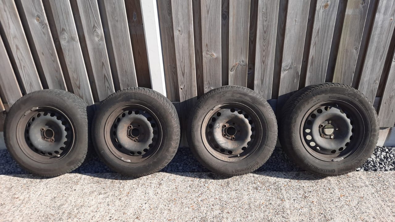 Continental winterbanden 205 x 65 R 15 T