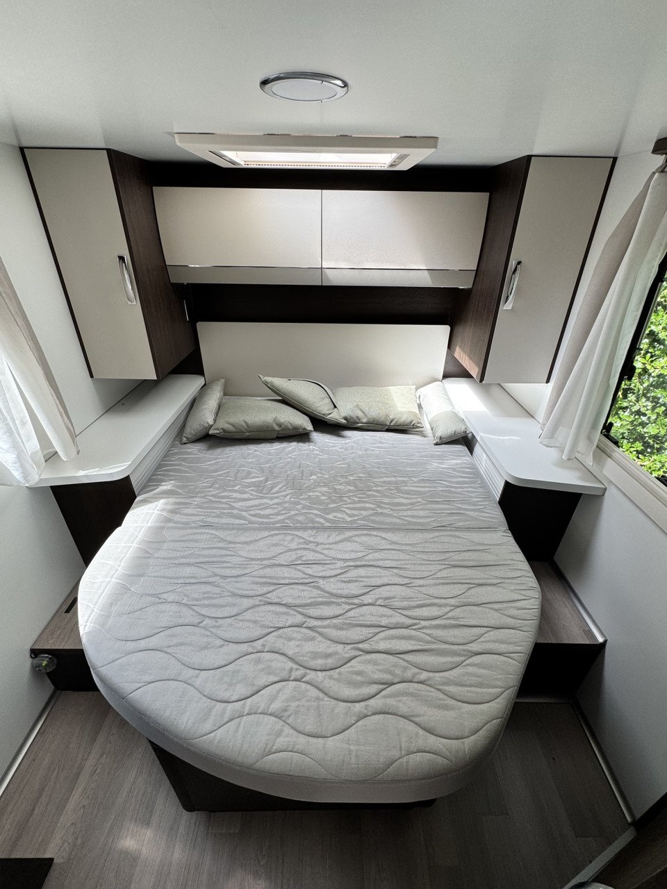 Benimar halfintegraal Tessoro 497 camper uit 2021