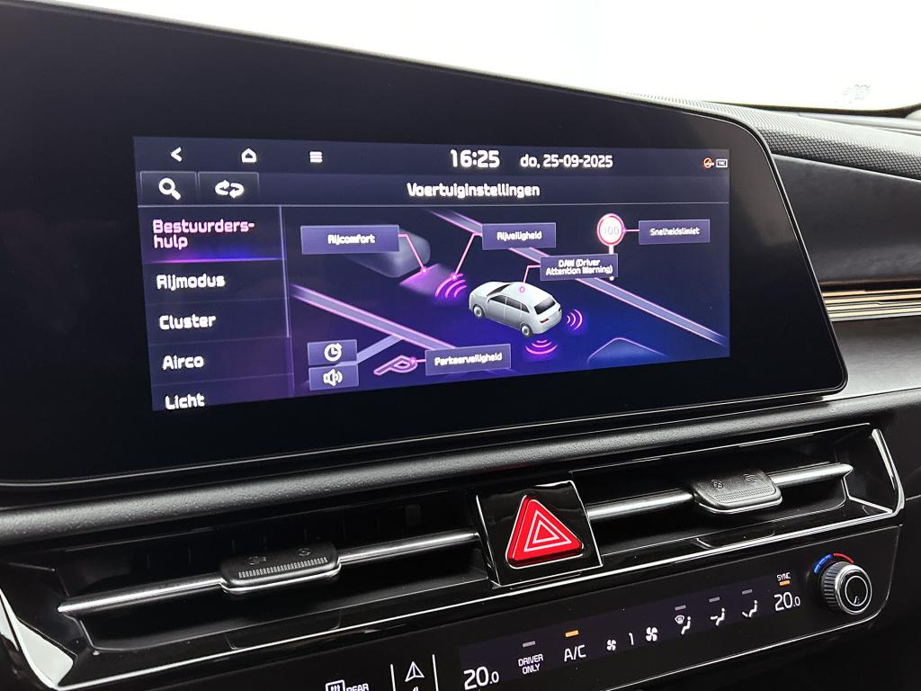 Kia Niro Ev air 64.8 kwh | company car | 10 jaar garantie | parkeercamera |