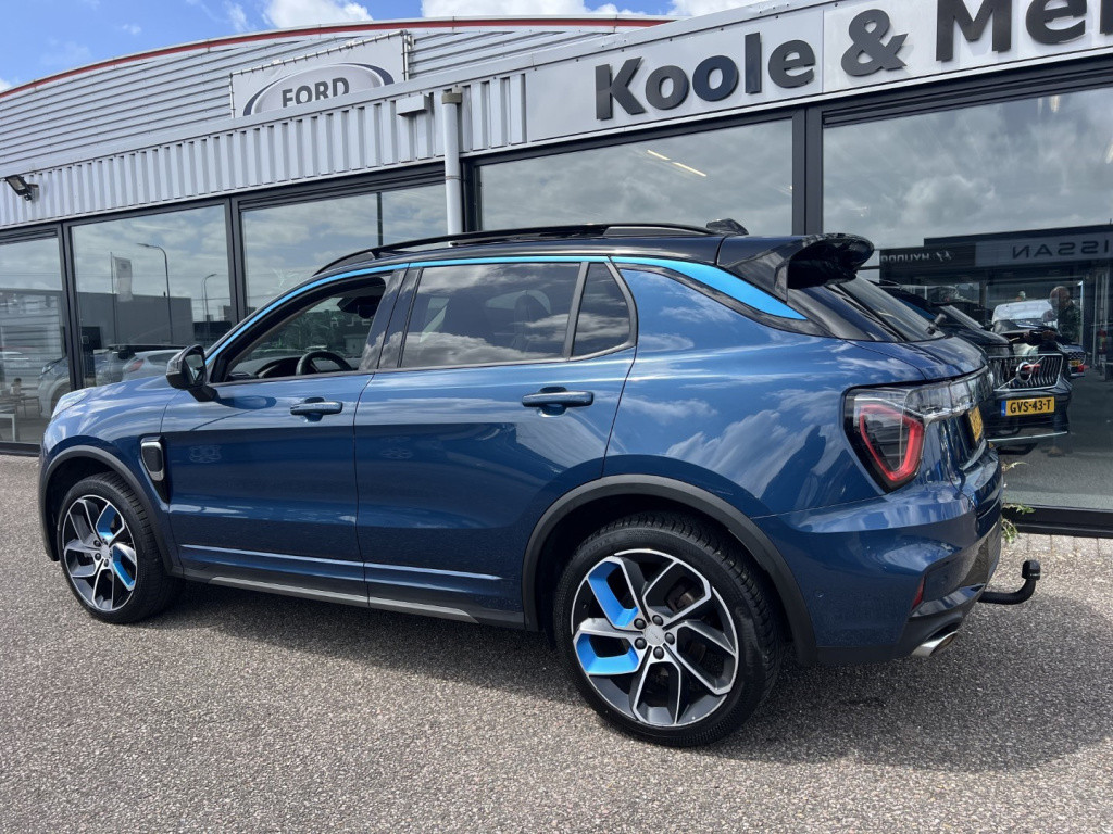 Lynk & Co 01 1.5 261pk plug in hybrid , trekhaak , pano dak , 360gr camera