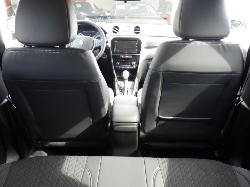 Suzuki Vitara 1.5 hybrid style