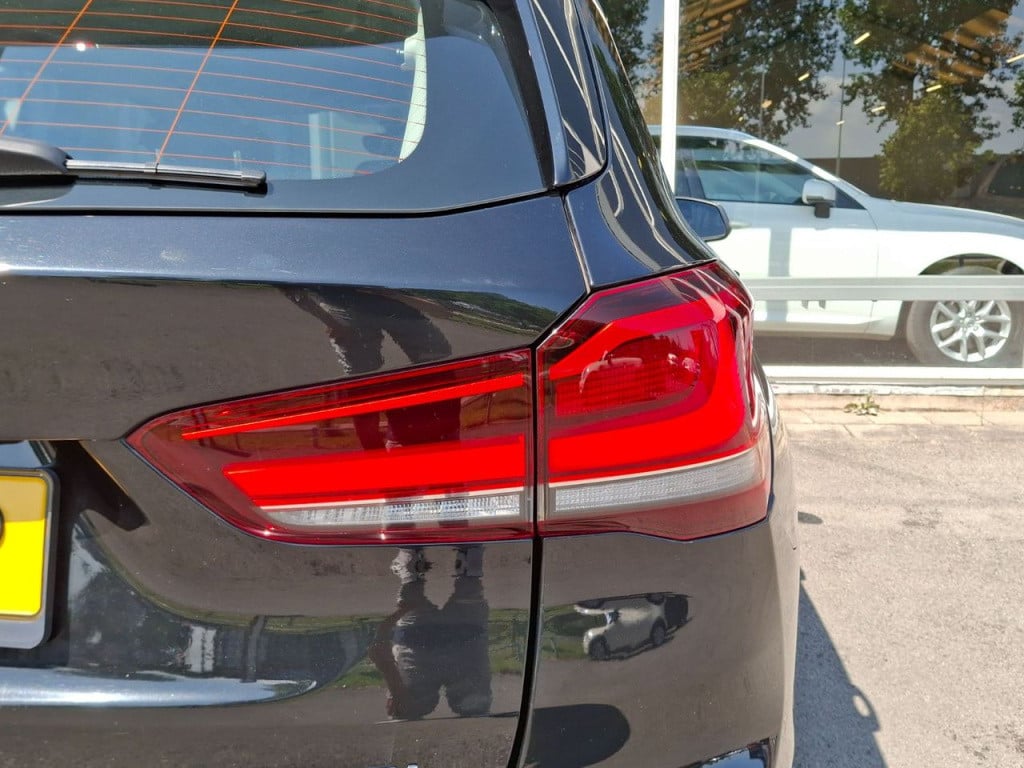 BMW X1 sdrive18i executive edition