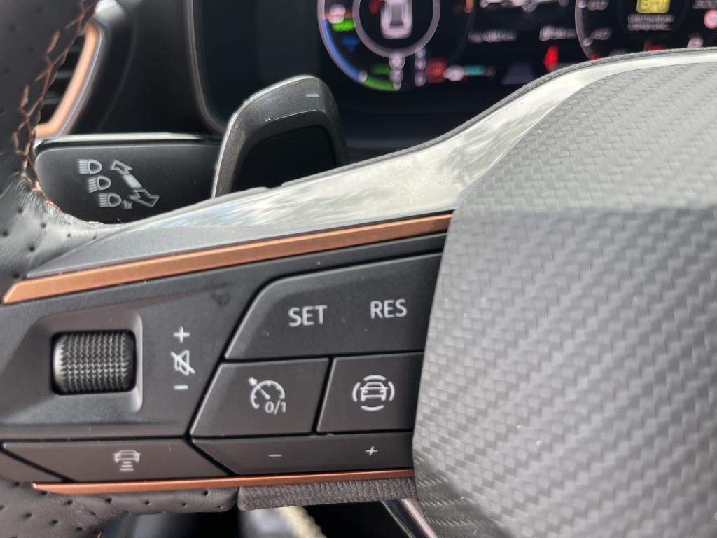 Cupra Formentor 1.4 e-hyb copper ed.