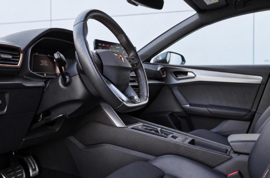 Cupra Leon 1.4 e-hybrid business 204pk dsg6 | soh 98,1%