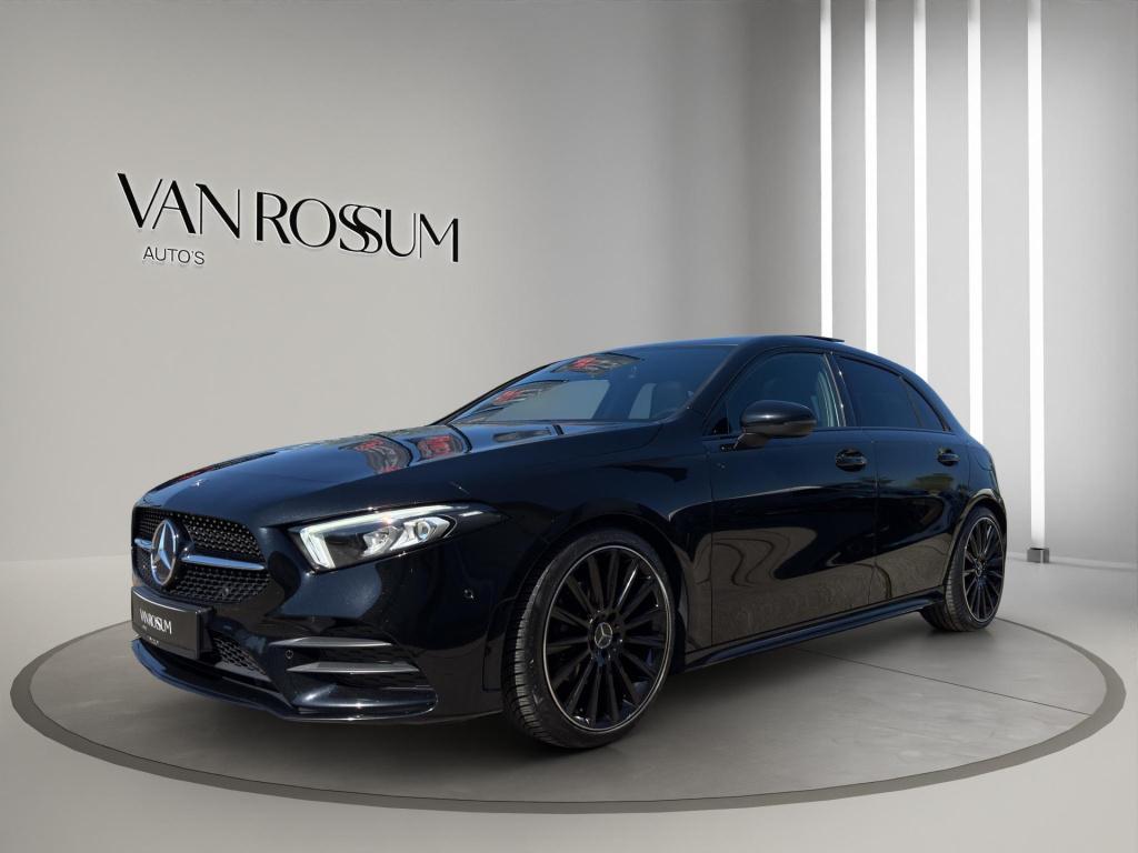 Mercedes-Benz A-Klasse 180 business solution amg pano | stoelverwarming | 1