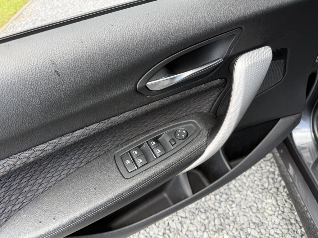 BMW 1 Serie 118i high executive m-sportpakket 5-drs