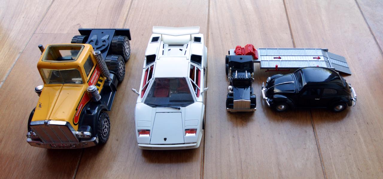 Modelauto's (22 stuks; klein t/m groot)