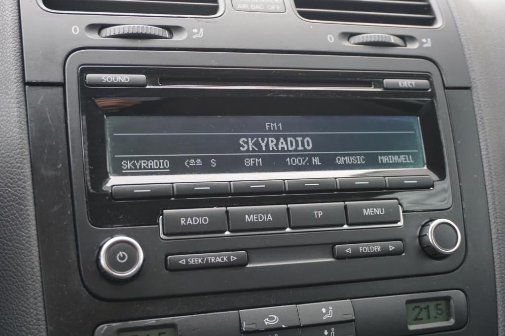 Volkswagen Golf 1.6 fsi comfortline climate / cruise / elektr. ramen / lm v