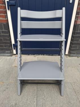 Stokke Trip Trap meegroeistoel grijs