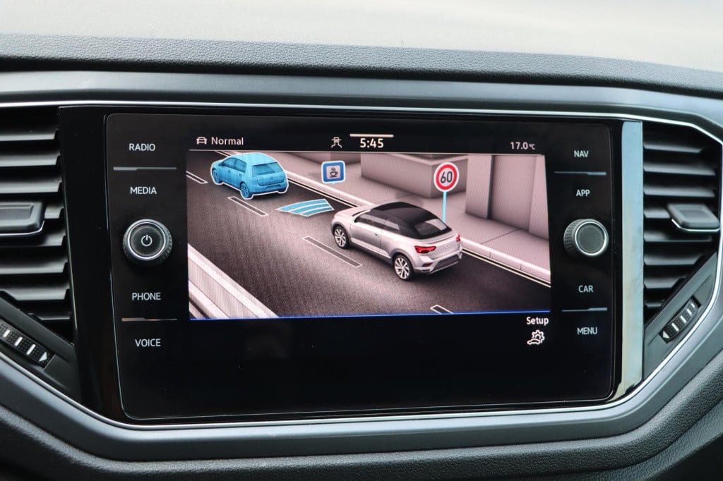 Volkswagen T-roc cabrio 1.5 tsi r-line 150pk dsg7