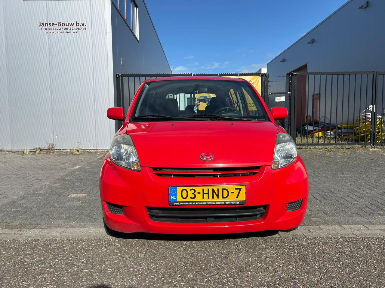 Daihatsu Sirion 2 1.0-12V Premium