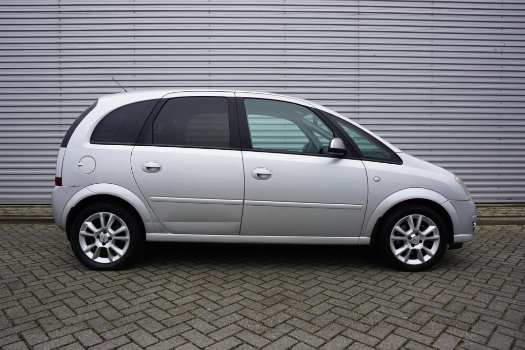 Opel Meriva 1.6-16v cosmo automaat - airco / navi / elektr. ramen / parkeer