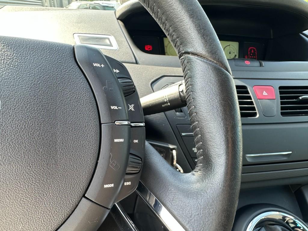 Citroen C4 Picasso 1.6 vti tendance trekhaak pdc airco
