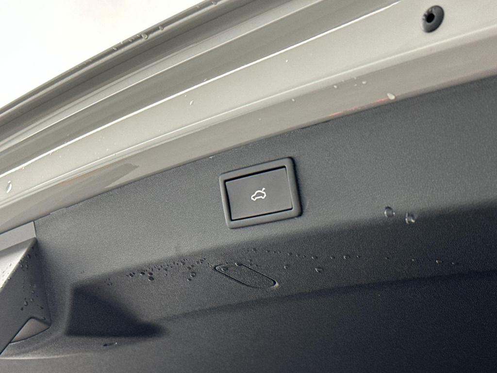 Skoda Kodiaq sportline business 1.5 tsi phev 150 kw / 204 pk su