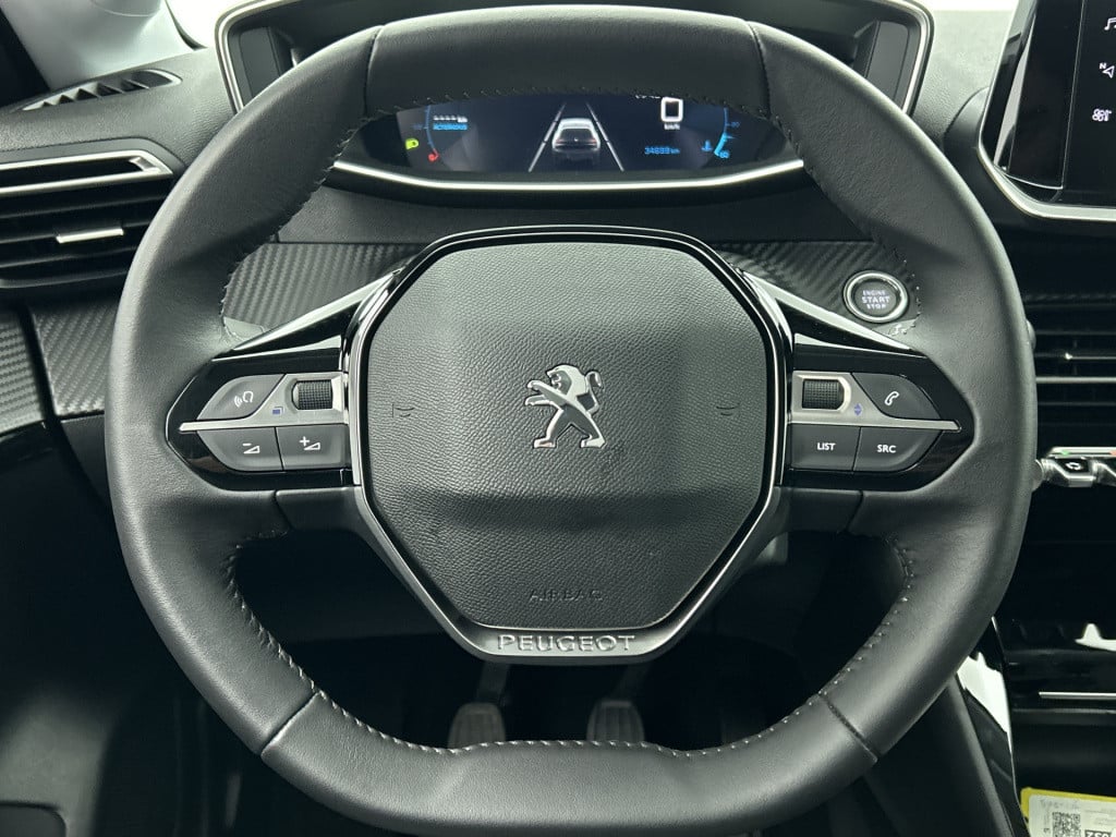 Peugeot 208 100 pk allure pack | rijklaar | camera achter | keyless | 3d co