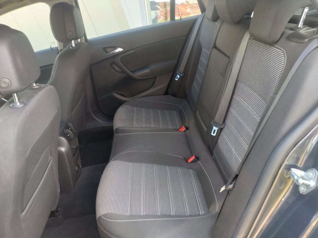 Opel Insignia sports tourer 1.6 t edition