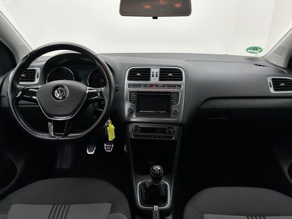 Volkswagen Polo occasion 1.0 comfortline connected series | blauw | airco |