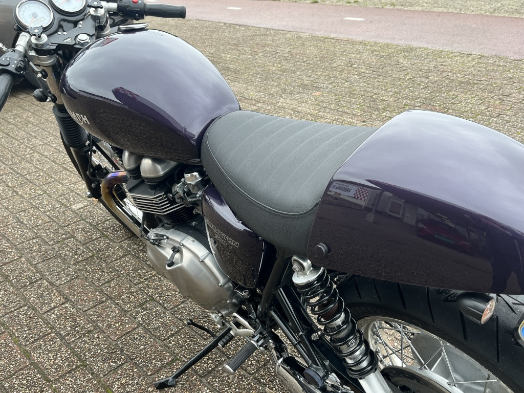 Triumph Thruxton 900 inj
