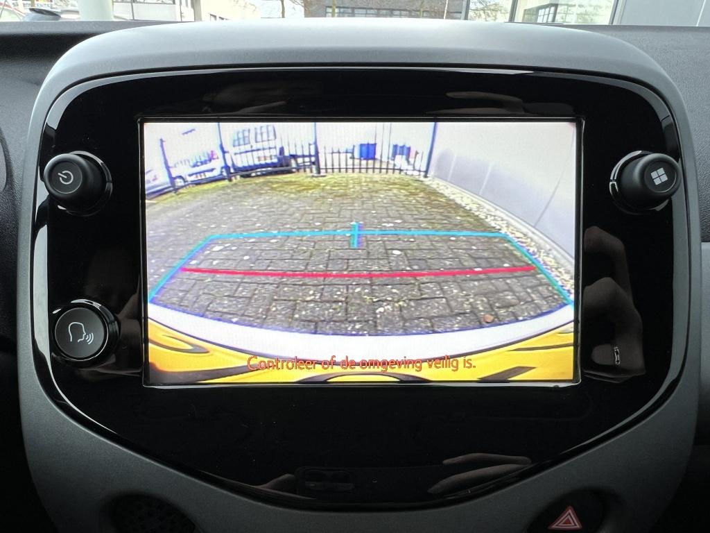 Toyota Aygo 1.0 vvt-i x-joy cabrio | nl auto | dealeronderhouden