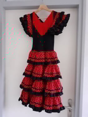 Echte Spaanse jurk  8 tot 10 jr