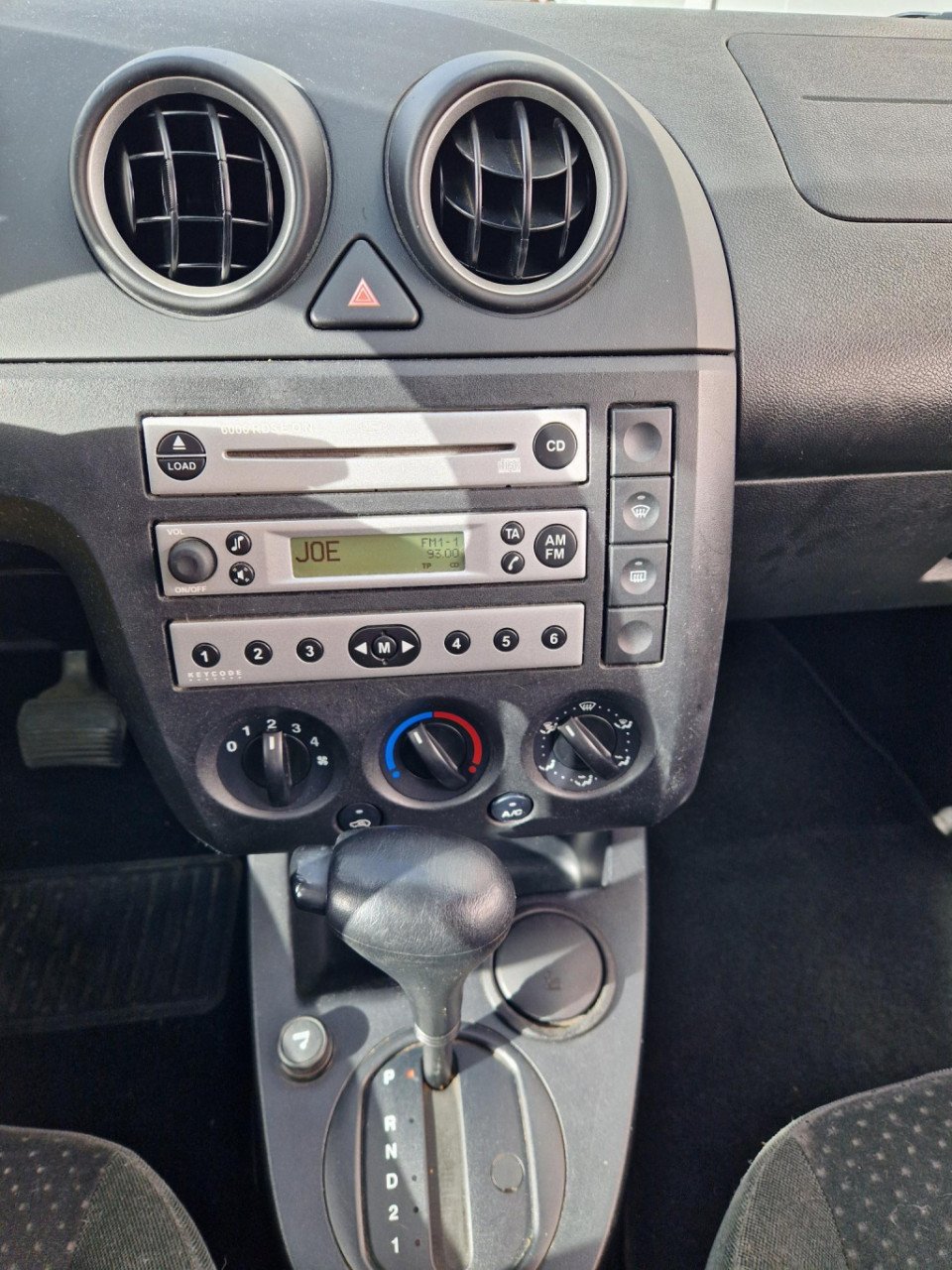 Ford Fiesta 1.6-16v ghia