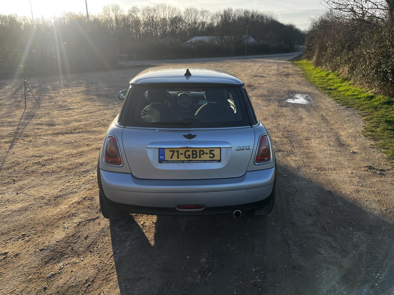 Mini Cooper | Lage Km Stand | Volledig onderhouden | Nieuwe APK |