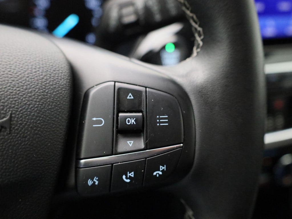 Ford Fiesta 1.0 ecoboost titanium x | lmv | parkeer sensoren | navigatie | 
