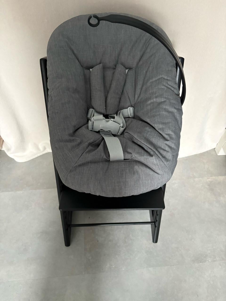 Stokke kinderstoel met new born set zwart