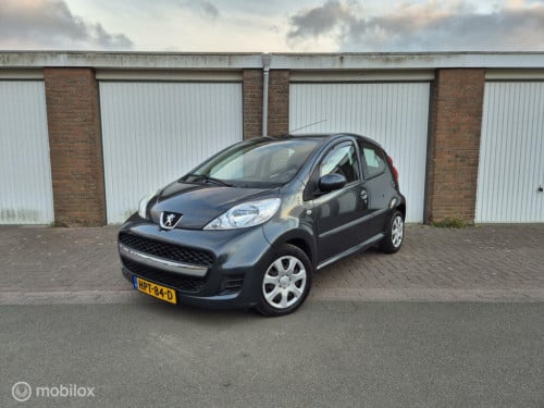 Peugeot 107 1.0 xs automaat / 5- deurs / airco / bluetooth