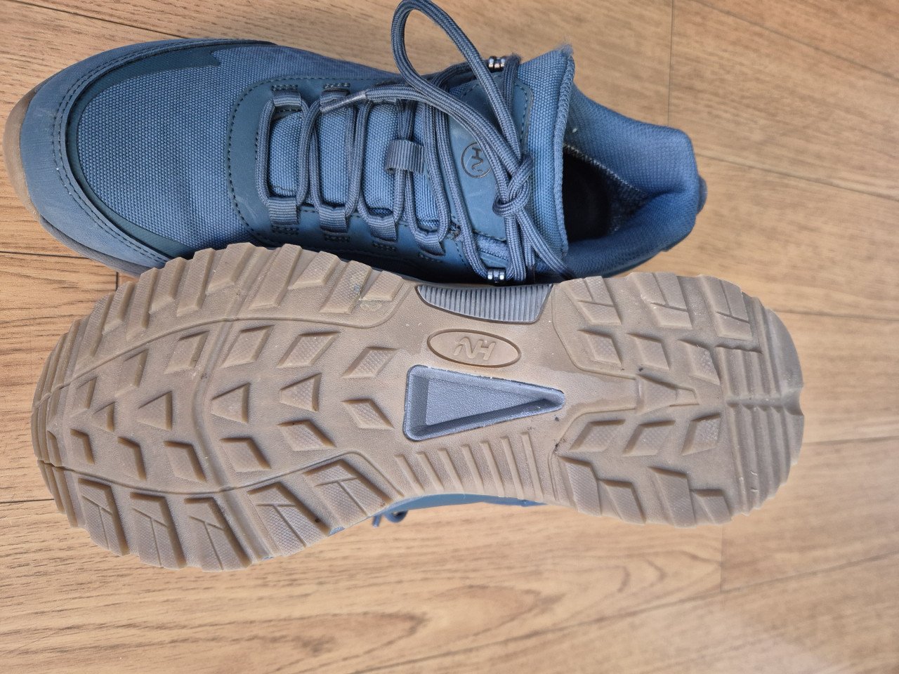 Wandelschoenen kleur blauw
